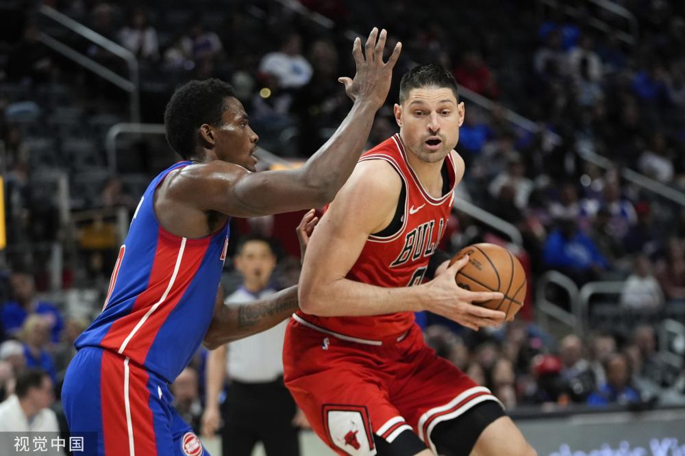 场下所付出 场下所付出